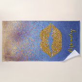 金ゴールドグリッターリップスパークルグラムパーソナライズされた ビーチタオル (正面)