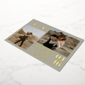 金ゴールドグリーンミニマルイニシャル2枚結婚の写真 箔招待状 (回転した状態)