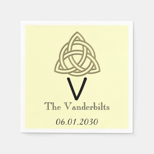 金ゴールドケルト結び目模様アイボリーモノグラム結婚ズ スタンダードカクテルナプキン (正面)