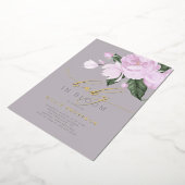 金ゴールドシャワーにおけるラベンダーグレーフローラベビー 箔招待状 (回転した状態)