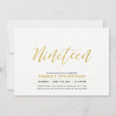 金ゴールドシンプルモダンレタリング19thバースデーパーティー 招待状 (正面)