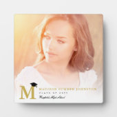 金ゴールドシンプルモノグラムモダン写真卒業イーゼル フォトプラーク (正面)