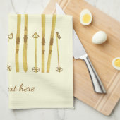 金ゴールドスキーポール |ヴィンテージスキーイラストレーションクリーム キッチンタオル (四つ折り)