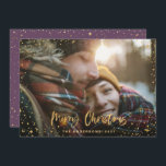 金ゴールドスクリプトスタークリスマス1枚のモダン写真 シーズンカード<br><div class="desc">金ゴールドスクリプトクリスマスは1枚のモダンホリデーカードを出す。スクリプト文字と金ゴールド効果デザインを使用すると、紫の背景色をスタイルに合わせて変更できます。</div>