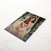 金ゴールドスクリプト文字オーバーレイ卒業写真 箔招待状 (回転した状態)