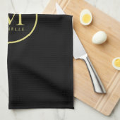 金ゴールドスタイリッシュカラーモノグラム名テンプレートブラック キッチンタオル (四つ折り)
