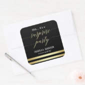 金ゴールドストライプとブラックのShh...サプライズパーティー スクエアシール (封筒)