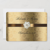 金ゴールドダマスクチョコレートブラウンサテンホワイトフラワー 招待状 (正面)