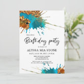 金ゴールドティール(緑がかった色)芸術的スプラッシュ誕生日パーティー 招待状 (スタンド正面)