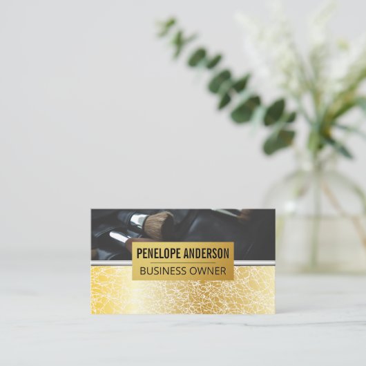 金ゴールドテクスチャの背景 |金属製のメイクアップブラシ 名刺 (スタンド正面)