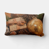 金ゴールドバウブルとクリスマスプレゼント ランバークッション (裏面)