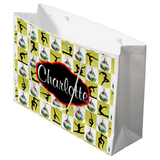 金ゴールドパーソナライズされた体操クリスマス抱き枕 ラージペーパーバッグ (正面アングル)