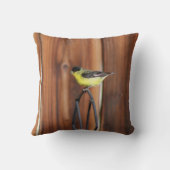 金ゴールドフィンチと古い木製フェンス クッション (裏面)