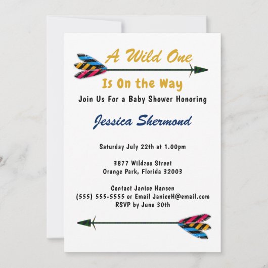 金ゴールドフェイクは野生の一部族の矢の赤ちゃんシャワーカード 招待状 (正面)