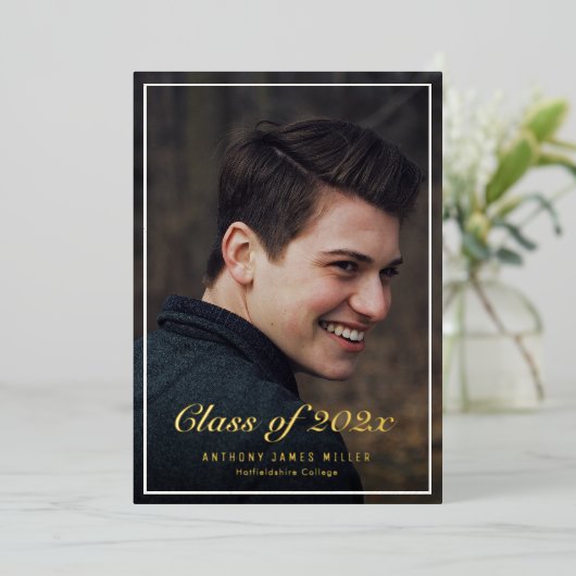 金ゴールドフォイルフレームの卒業発表 箔招待状 (立ち正面)