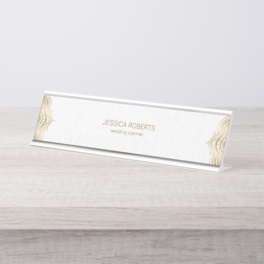 金ゴールドフローラ曼荼羅枠（白い背景） デスクネームプレート (正面)