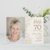 金ゴールドブラックエレガントサプライズ写真第70誕生日 招待状 (スタンド正面)