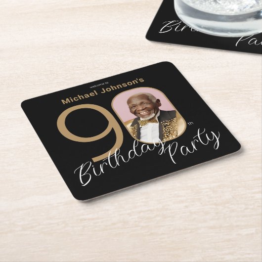 金ゴールドブラックエレガントフォト90th誕生日パーティー スクエアペーパーコースター (アングル)