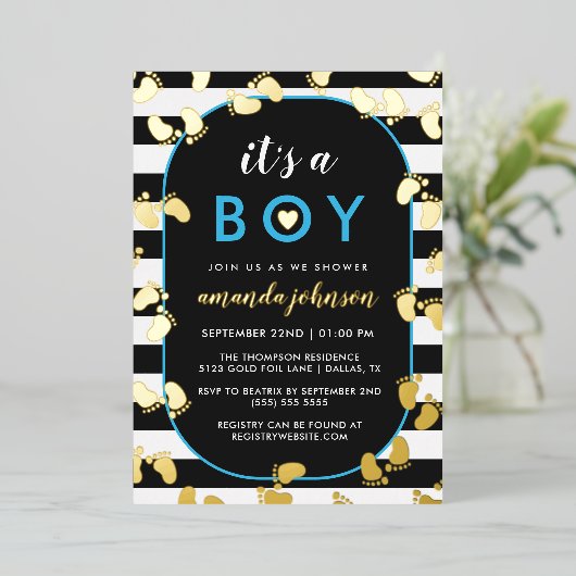 金ゴールドブラック・ブルーそれが男の子のベビー足跡だ 箔招待状 (立ち正面)