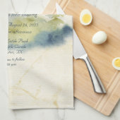 金ゴールドマウンテンバックドランドグリーンブルーツリーズ招待状 キッチンタオル (四つ折り)