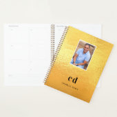 金ゴールドメタルフォトモノグラムイニシャル名2023 プランナー手帳 (ディスプレー)