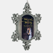 金ゴールドメリー&結婚した |フォトホリデーオーナメント スノーフレークピューターオーナメント (左)