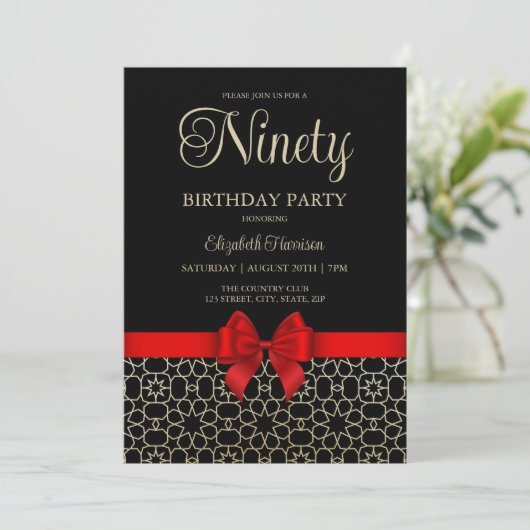 金ゴールドモダンエジプト幾何学赤弓90誕生日 招待状 (スタンド正面)