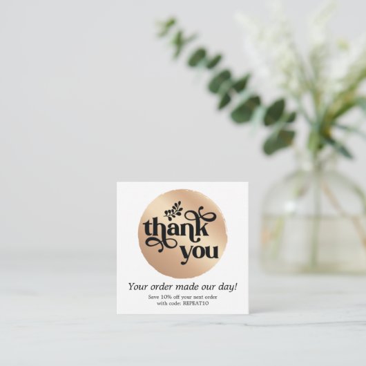 金ゴールドモダンパーソナライズされたオーダーサークル スクエア名刺 (スタンド正面)