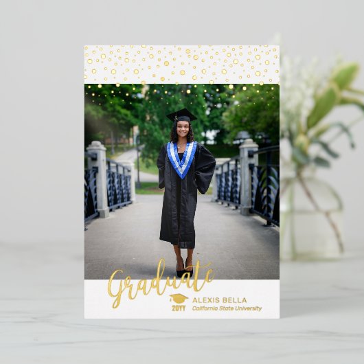 金ゴールドモダン写真の卒業発表カード 箔招待状 (立ち正面)