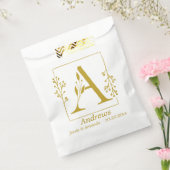 金ゴールドモダン植物文字Aパーソナライズされた フェイバーバッグ (封をした状態)