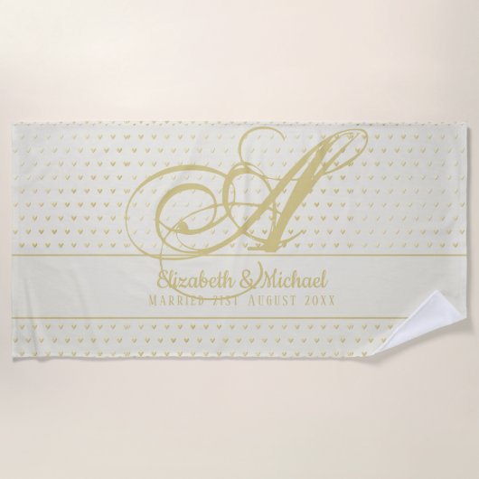 金ゴールドラブハートモノグラ結婚ムのギフトニューリュウズ ビーチタオル (正面)