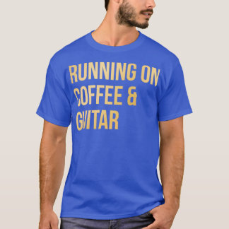 金ゴールドランニングプルオーバーフードのコーヒーとギターの Tシャツ