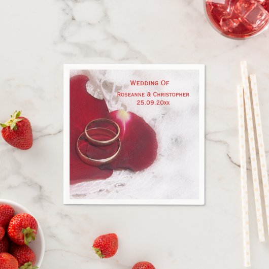 金ゴールドリングや輪バラ結婚花びら スタンダードカクテルナプキン (インサイチュ)