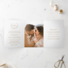 金ゴールドリースモノグラムエレガントウェディング 三つ折り招待状