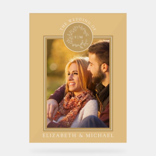 金ゴールドリーピークレストモノグラム結婚写真 アクリルサイン (正面)