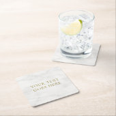 金ゴールドルックエレガント文字ホワイトマーブルテンプレート スクエアペーパーコースター (インサイチュ)