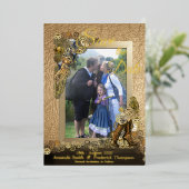 金ゴールドレタリングスチームパンクオンレザーインスピレーション 箔招待状 (立ち正面)