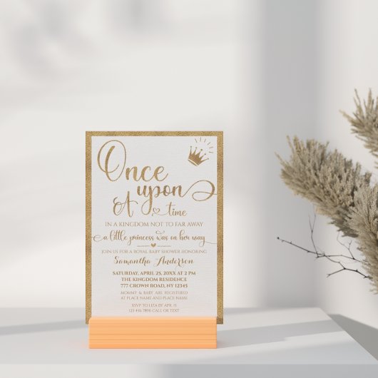 金ゴールド一度の時間にプリンセス赤ちゃんシャワー 招待状