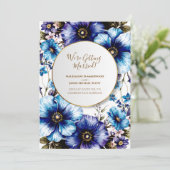 金ゴールド円形フレームブルーパープルフローラ背景 招待状 (スタンド正面)