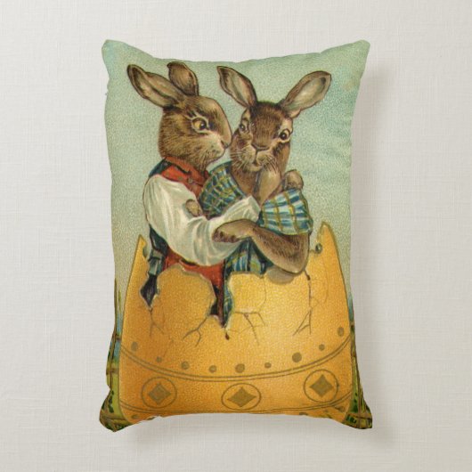 金ゴールド卵のヴィンテージイースタービクトリアン アクセントクッション (正面(垂直))