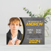 金ゴールド及び黒黒板の卒業招待状 招待状 (スタンド正面)