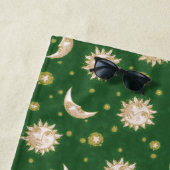 金ゴールド太陽と月の森の緑 ビーチタオル (インサイチュ)