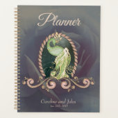 金ゴールド威厳のあると緑の孔雀 プランナー手帳 (正面)