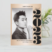 金ゴールド年 |ブラックはっきりしたカレッジ写真卒業 カード (スタンド正面)