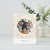 金ゴールド日が差すことフレームアートデコ家族の写真ホリデー ポストカード (スタンド正面)