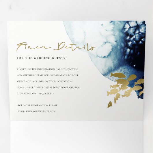 金ゴールド海軍の海底魚の水色結婚の 三つ折り招待状 (内部最初)