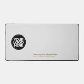 金ゴールド灰色 |ビジネスカスタムロゴ名、スローガン デスクマット (正面)