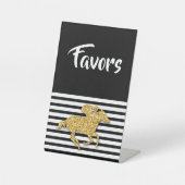 金ゴールド競走馬ブライダルシャワーの恩恵 台座サイン (正面)