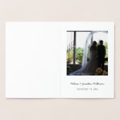 金ゴールド紙吹雪結婚ハートパーソナライズされた招待状 箔カード (内部)