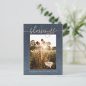 金ゴールド素朴恵みダークブルークリスマスホリデー シーズンポストカード (スタンド正面)